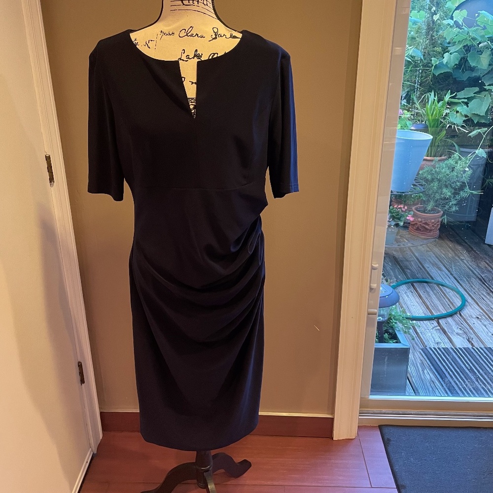 Joseph Ribkoff knit ruched dress